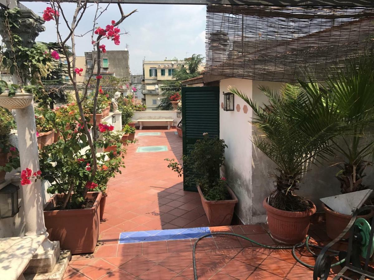 Duomo Terrace Apartment Napoli Bagian luar foto
